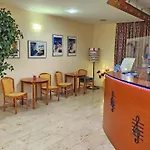 Amadeus Neustadt Hotel 3*