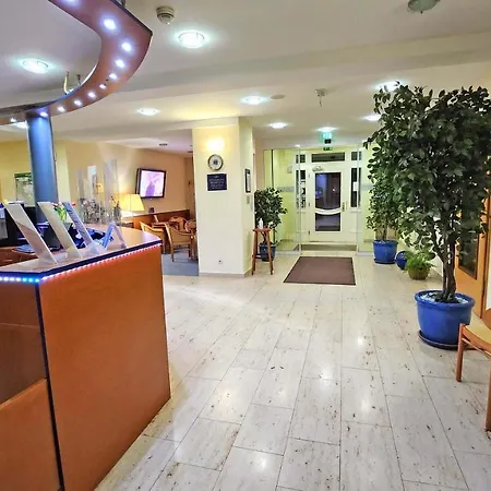 Hotel Amadeus Neustadt