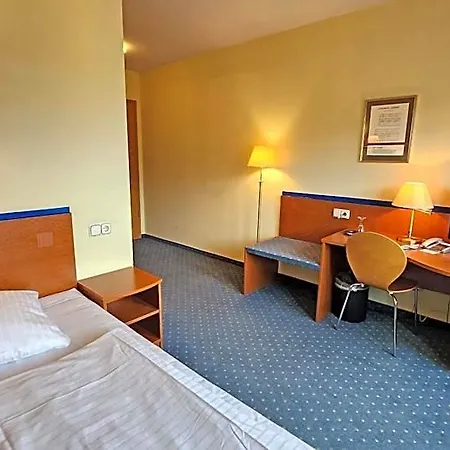 Amadeus Neustadt Hotel