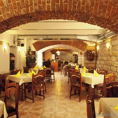 Amadeus Neustadt 3* Drážďany