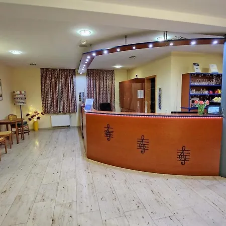 Hotel Amadeus Neustadt