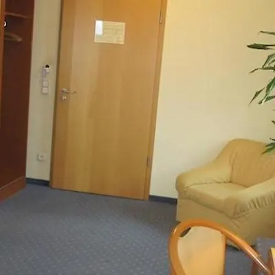 Amadeus Neustadt 3*