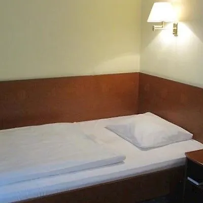 Amadeus Neustadt 3*