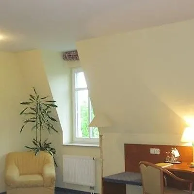 Amadeus Neustadt 3*